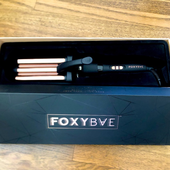 FOXYBAE - Picture 1 of 2